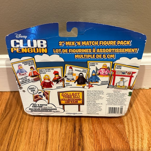 NIP Club Penguin 2” Mix N Match Figure Pack - Picture 2 of 2